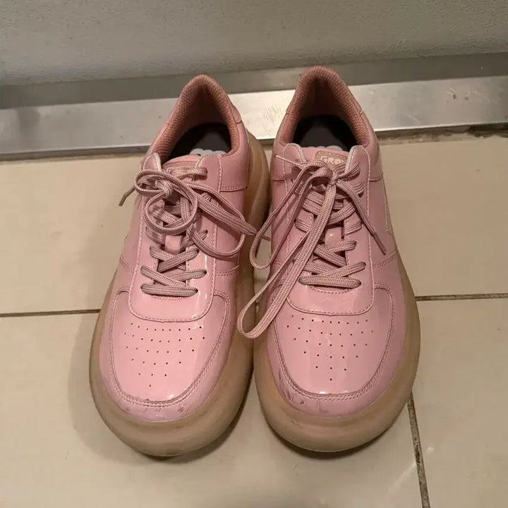 [BUNJANG] Grounds Sneakers / 그라운즈 운동화