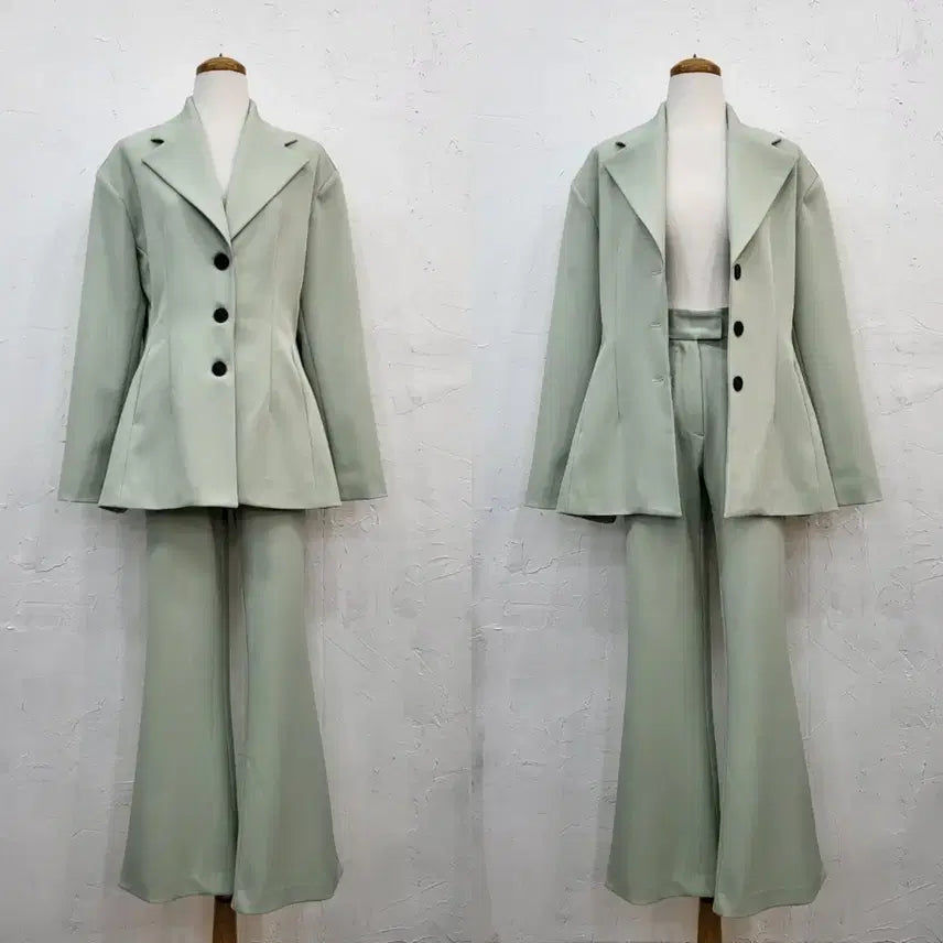 [SOLD OUT] 민트색 부츠컷 정장 세트 S