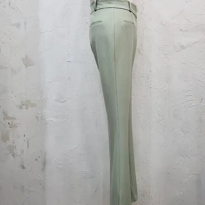 [SOLD OUT] 민트색 부츠컷 정장 세트 S