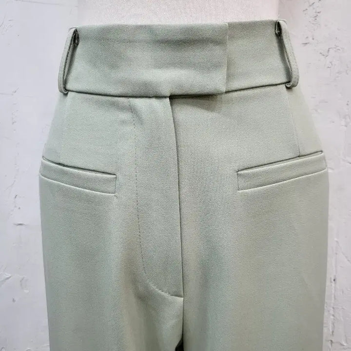 [SOLD OUT] 민트색 부츠컷 정장 세트 S