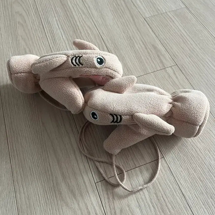 [BUNJANG] Baby Shark Mitten Gloves / 아기 상어 벙어리 장갑