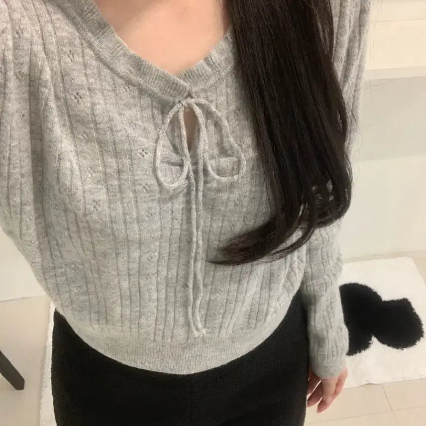 [SOLD OUT] 리에뜨 스카시 브이넥니트