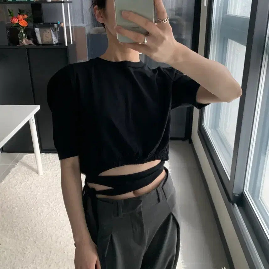 [BUNJANG] Puff Sleeve Ribbon Blouse / 퍼프 리본 반팔 블라우스 티셔츠