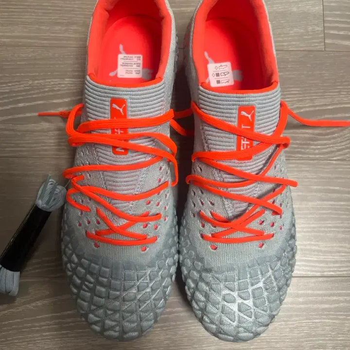 [BUNJANG] Puma Future 4.1 SG Soccer Cleats / 푸마 퓨처4.1축구화 SG천연잔디용 290