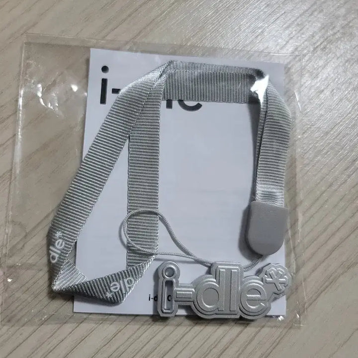 [SOLD OUT] (여자)아이들 응원봉 ver.3 스트랩