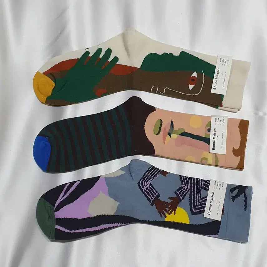 [BUNJANG] Bonne Maison Stripe Pattern Socks / 크림베이지 그린 블루 스트라이프 추상 Bonne Maison 본메종 양말