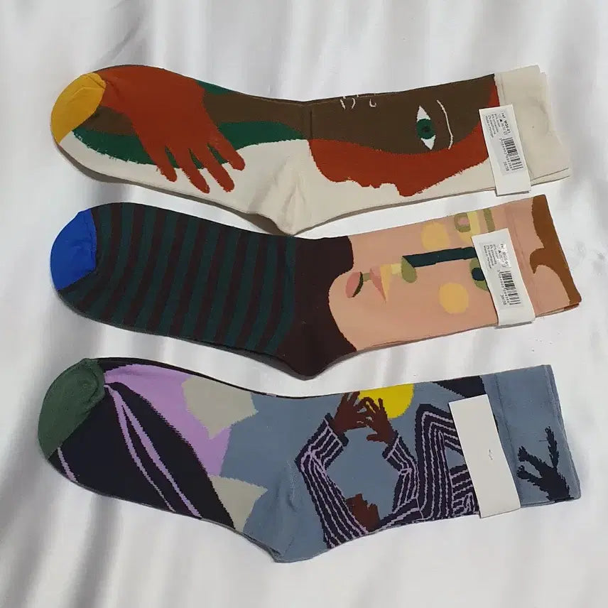 [BUNJANG] Bonne Maison Stripe Pattern Socks / 크림베이지 그린 블루 스트라이프 추상 Bonne Maison 본메종 양말