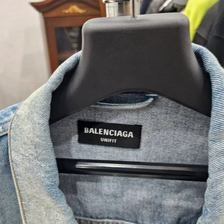 [BUNJANG] Balenciaga Denim Jacket / 발렌시아가 데님 자켓 청자켓