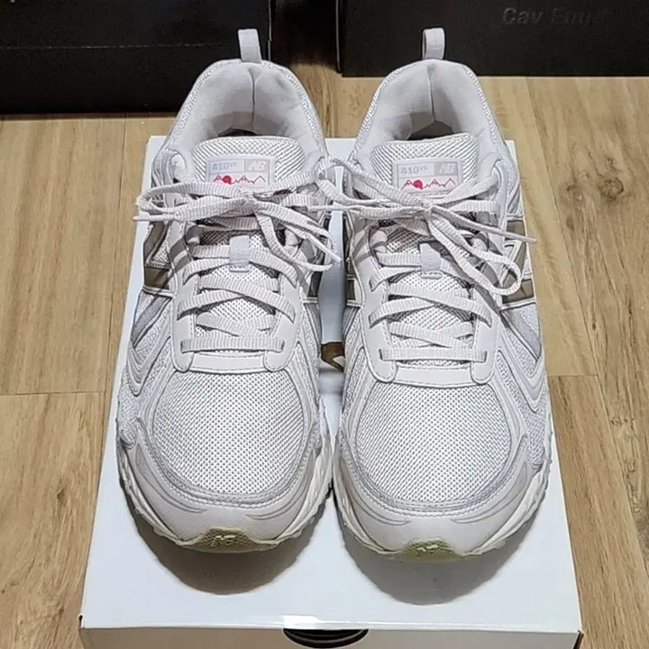 [BUNJANG] New Balance 410v5 Wide Ivory / 280 뉴발란스 410v5 와이드 아이보리