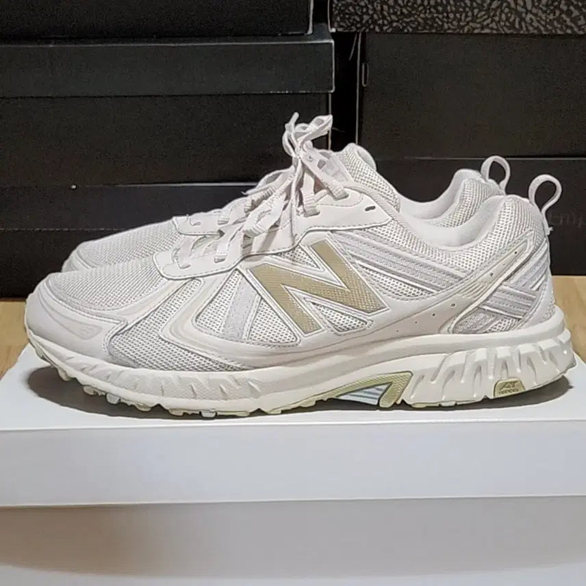 [BUNJANG] New Balance 410v5 Wide Ivory / 280 뉴발란스 410v5 와이드 아이보리