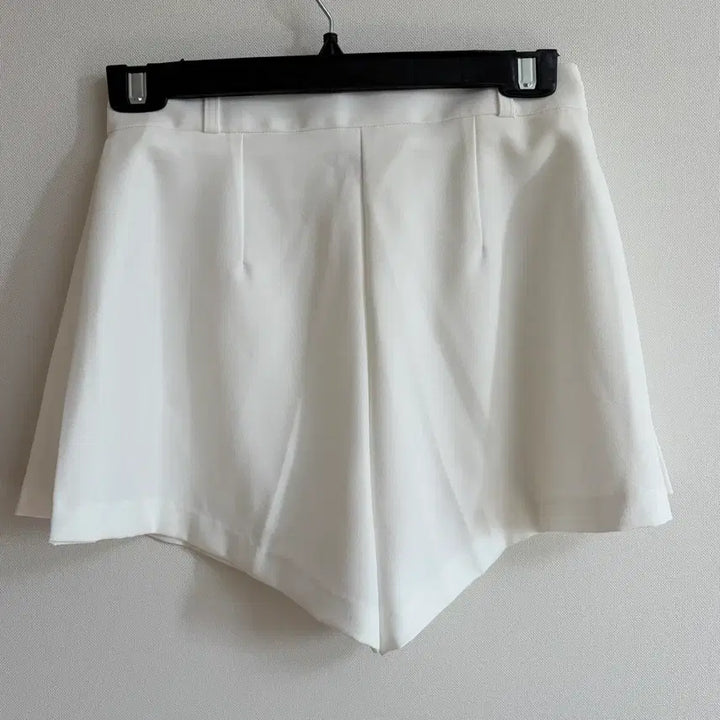 [SOLD OUT] [새상품]포레스트 쇼츠 반바지 파운더스 베르가못 포스터 더바넷 리에뜨