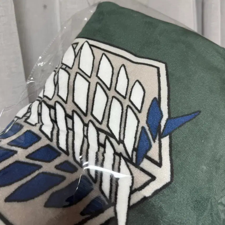[BUNJANG] Frank Burger Attack on Titan Survey Corps Cape Blanket / [미개봉] 프랭크버거 진격의 거인 조사병단 망토담요