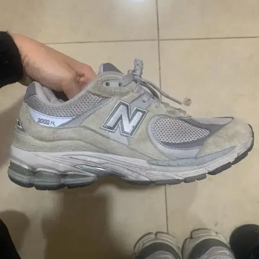 [BUNJANG] New Balance 2002R Grey Sneakers (235) / 뉴발란스 2002R 그레이 운동화 235
