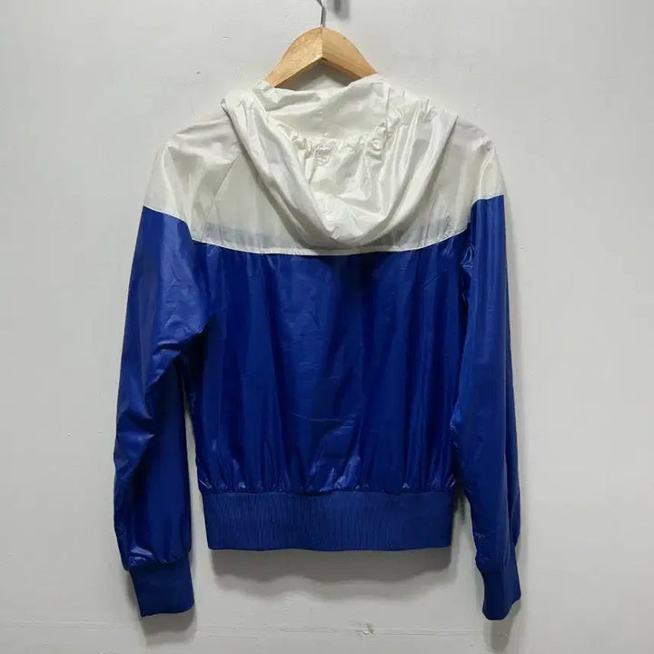 [BUNJANG] Nike Windbreaker Blue/White Women&