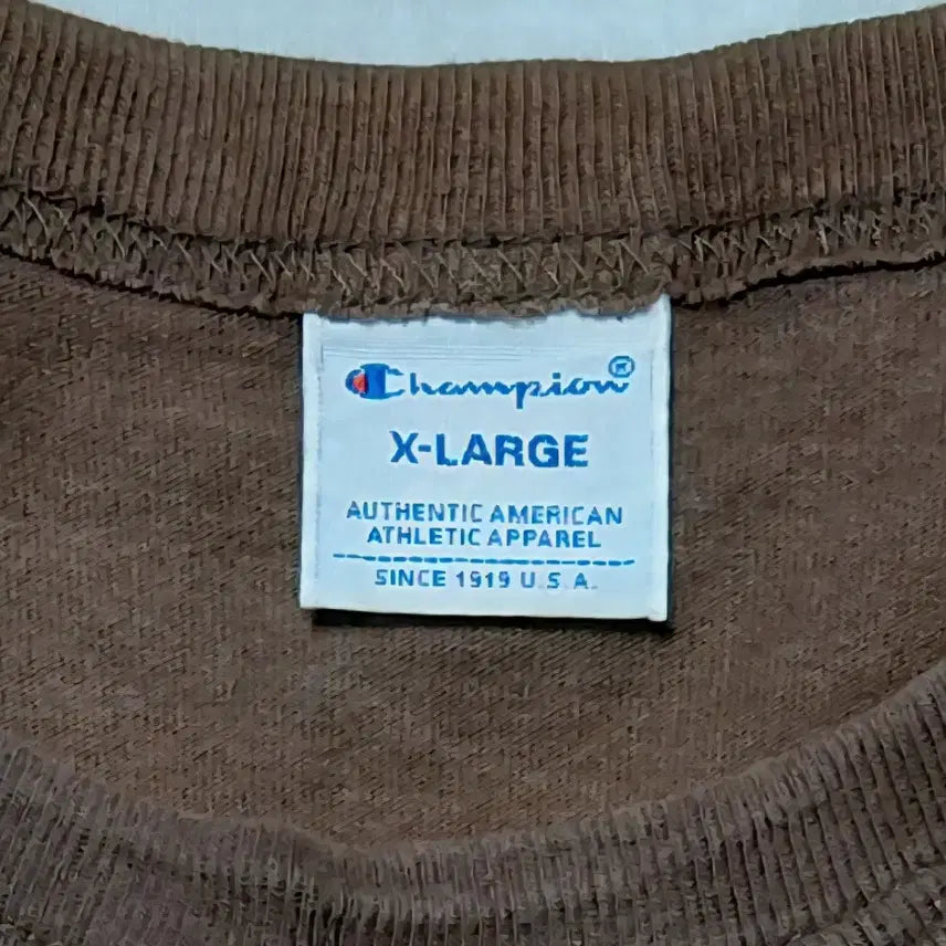 [SOLD OUT] [XL] 챔피온 재팬 라인 자수 로고 롱슬리브 티셔츠 (브라운)