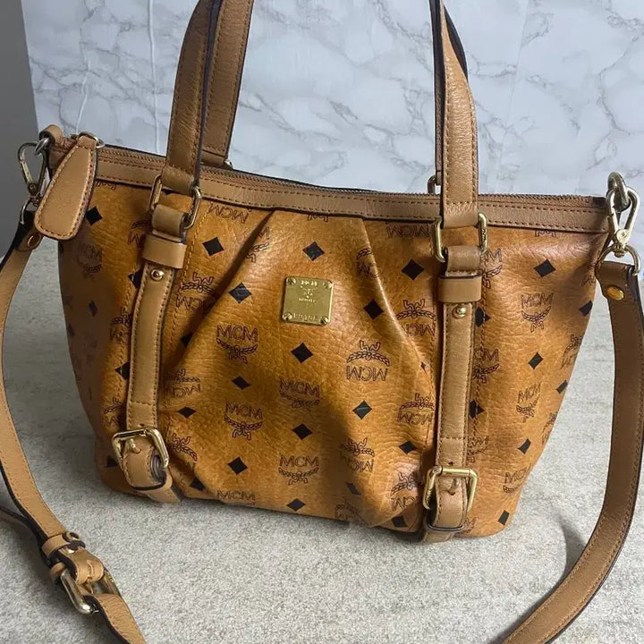 [BUNJANG] MCM Brown Leather Small Shoulder Tote Bag / (정품) MCM 숄더백 토트백 브라운 스몰사이즈