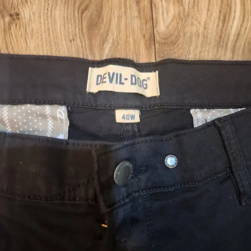 [BUNJANG] DevilDogs Degrease Chino Shorts Black Waist 40 New / 미국 데빌독 더거리스 치노반바지 허리40 새상품
