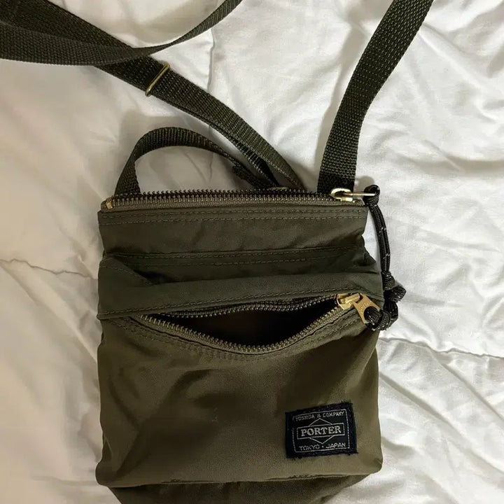 [BUNJANG] Porter Force Shoulder Pouch Sage Green / 포터 포스 숄더 파우치 세이지 그린