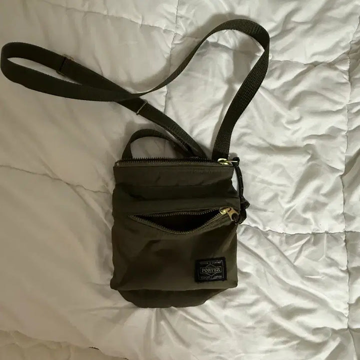 [BUNJANG] Porter Force Shoulder Pouch Sage Green / 포터 포스 숄더 파우치 세이지 그린