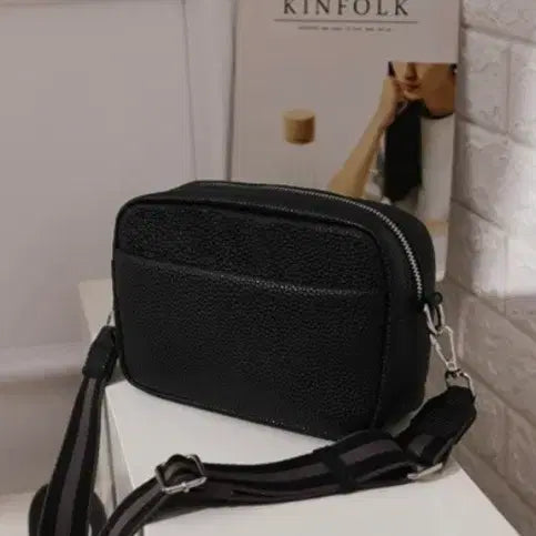 [BUNJANG] Basic Crossbody Bag / (새상품) 스트랩 베이직 크로스백