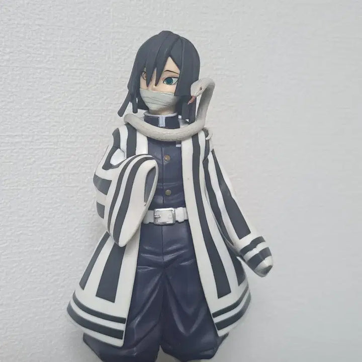 [SOLD OUT] 귀멸의 칼날 이구로 오바나이 피규어
