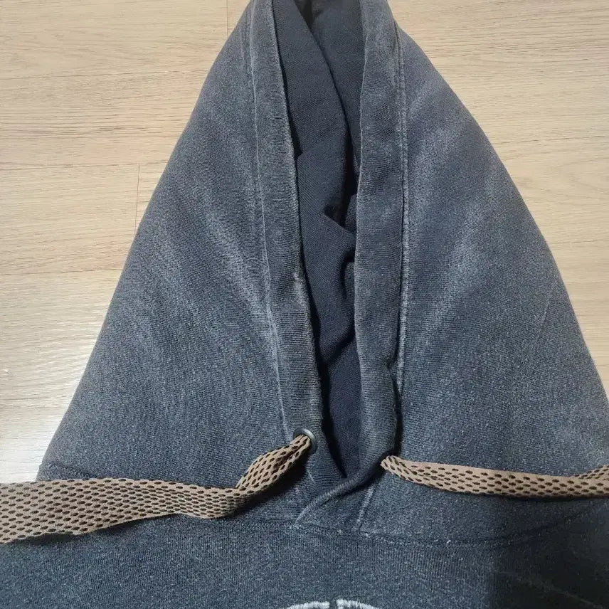 [BUNJANG] [F]캐피탈 데빌 후드 파카 캐피탈자수 블랙 / [F]캐피탈 데빌 후드 파카 캐피탈자수 블랙