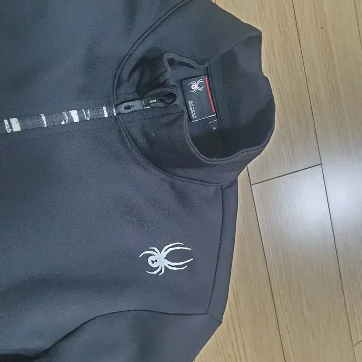 [BUNJANG] Spider Functional Zip-up Jacket / 스파이더 기능성 집업 자켓