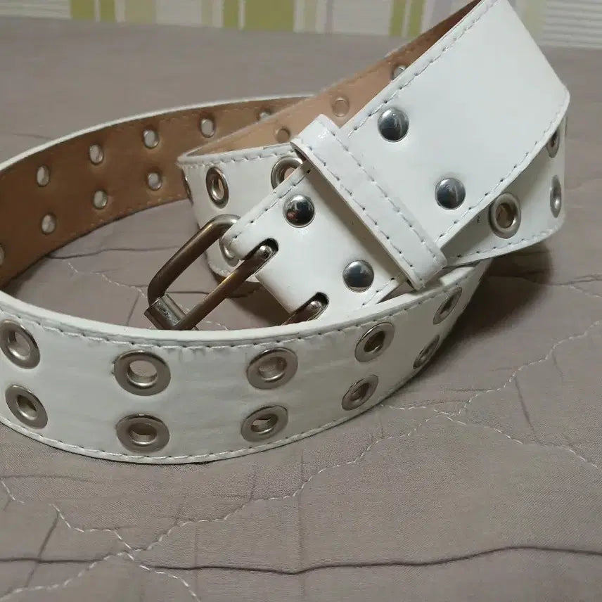 [BUNJANG] White Eyelet Belt / 화이트 아일렛 벨트