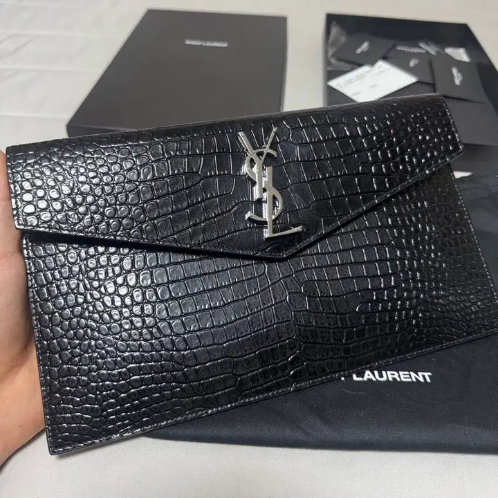 [BUNJANG] Saint Laurent Crocodile Uptown Clutch / [원가110만원/상태최상] 생로랑 크로커다일 업타운 클러치