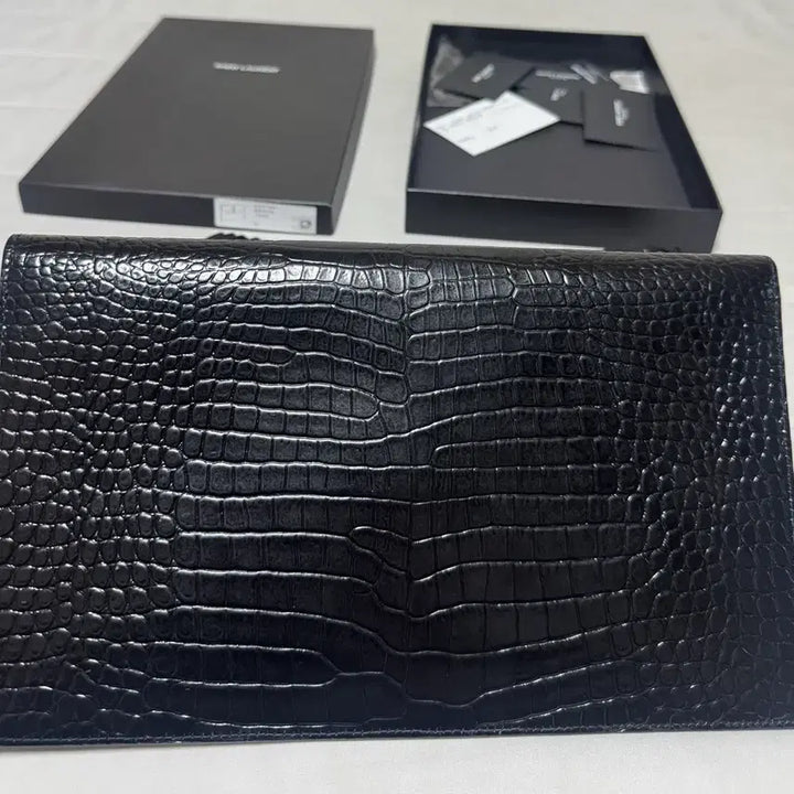 [BUNJANG] Saint Laurent Crocodile Uptown Clutch / [원가110만원/상태최상] 생로랑 크로커다일 업타운 클러치