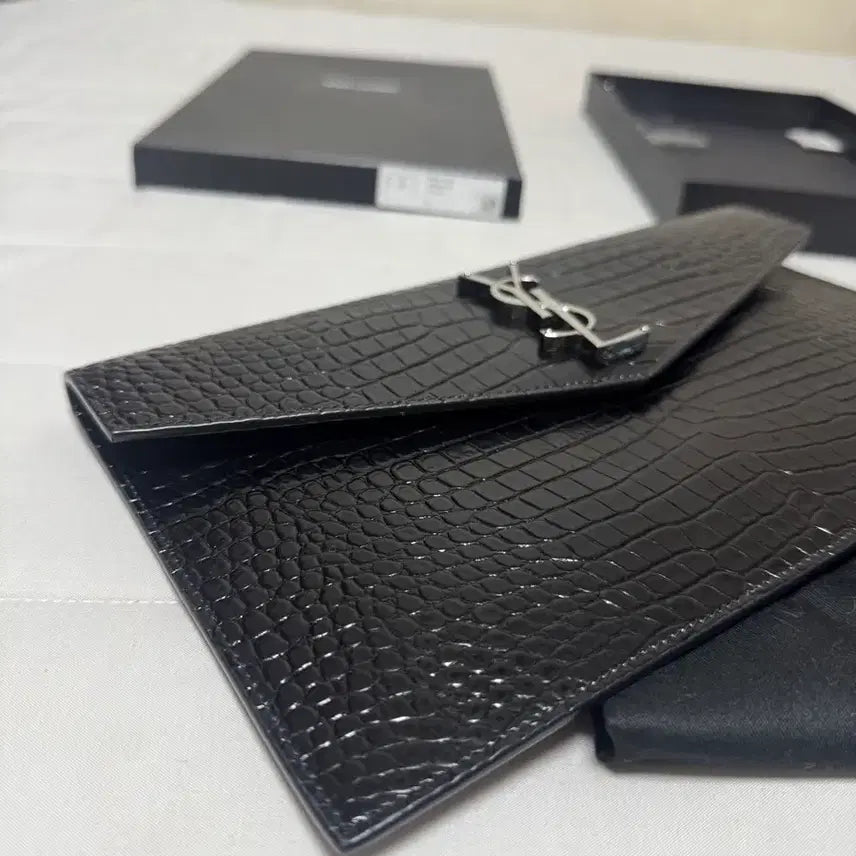 [BUNJANG] Saint Laurent Crocodile Uptown Clutch / [원가110만원/상태최상] 생로랑 크로커다일 업타운 클러치