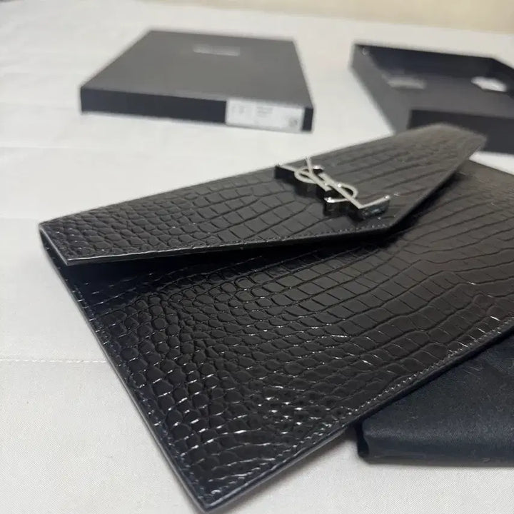 [BUNJANG] Saint Laurent Crocodile Uptown Clutch / [원가110만원/상태최상] 생로랑 크로커다일 업타운 클러치