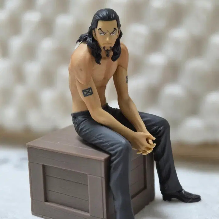 [SOLD OUT] 원피스 로브루치 피규어