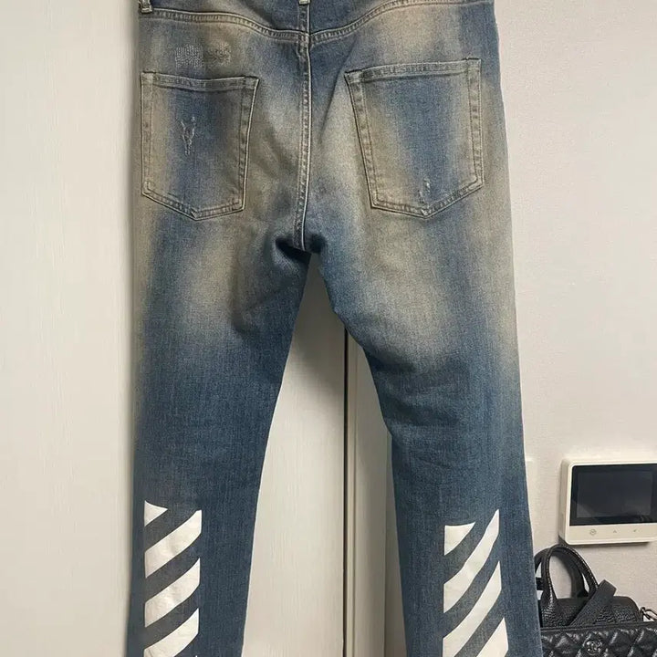 [BUNJANG] Off-White Cutting Jeans / 오프화이트 커팅진