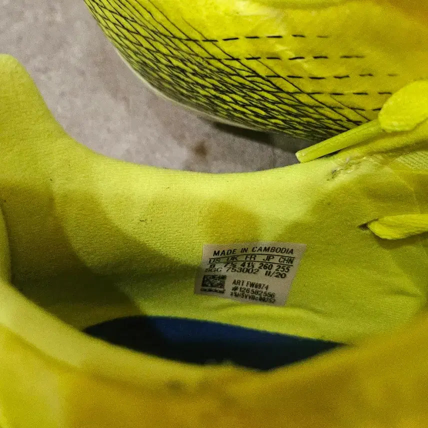 [BUNJANG] Adidas Ghosted Soccer Cleats / 아디다스 고스티드 축구화