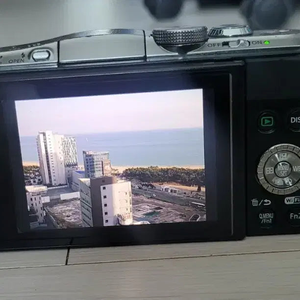 [SOLD OUT] 파나소닉 루믹스 GF6 카메라