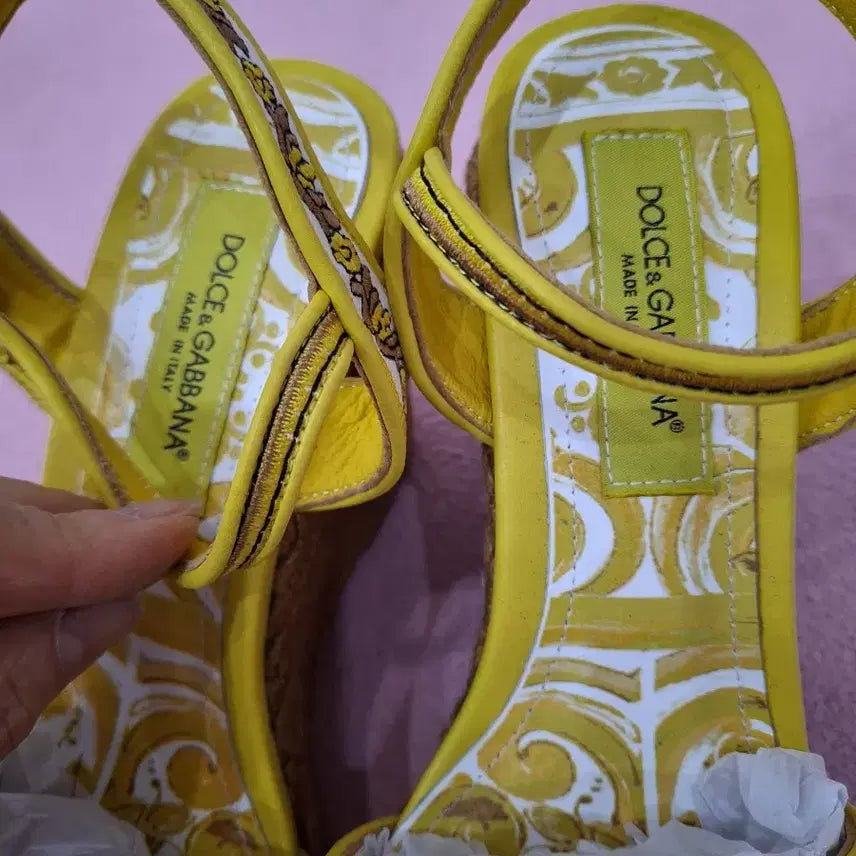 [BUNJANG] Dolce &amp; Gabbana Yellow Sandals / 돌체앤가바나 옐로우 샌들 슬리퍼