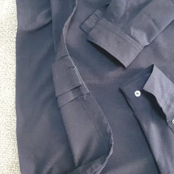 [BUNJANG] Allegri Half Button Shirt / 알레그리 카라 히든 하프버튼 셔츠 판매해요
