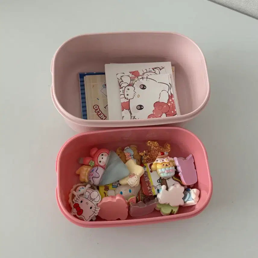 [BUNJANG] Vintage Hello Kitty Sticker Storage Box Organizer / (최저가) 고전키티 희귀매물 스티커 보관함 정리함 수납함