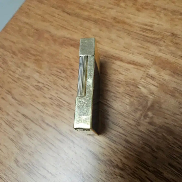 [BUNJANG] S.T. Dupont New Line 2 Blue Yellow Gold Lighter / 듀퐁 뉴라인2 블루 옐골 단품