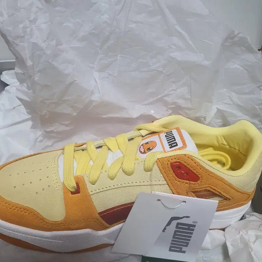 [BUNJANG] Puma Pokemon Charmander Sneakers - Size 240 / 푸마 포켓몬 파이리 신발