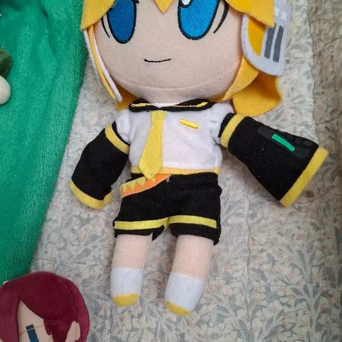 [BUNJANG] Kagamine Len Plush Doll / 카가미네 렌 인형