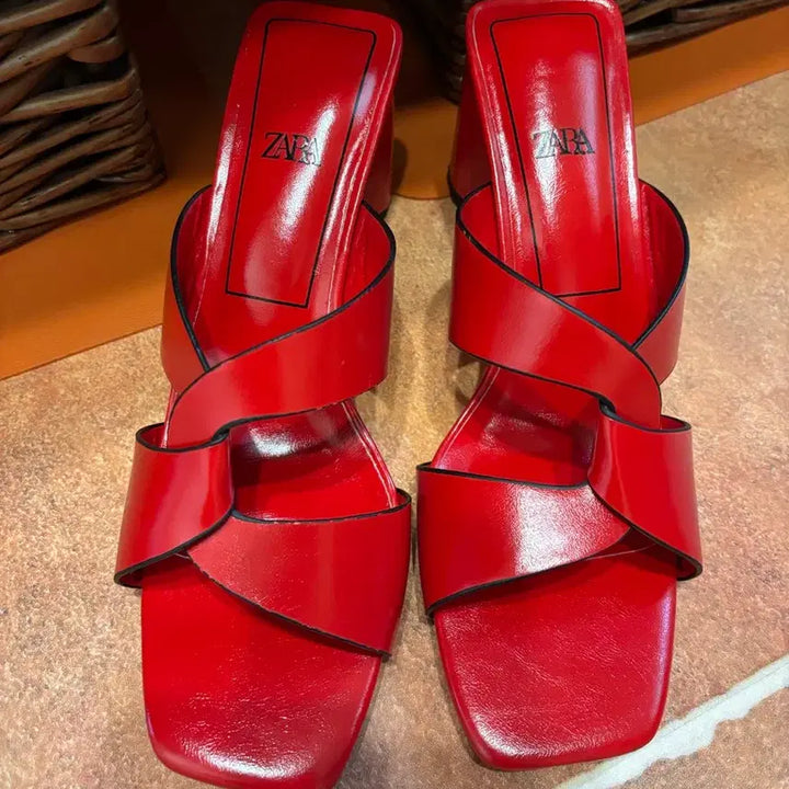 [SOLD OUT] (새제품) ZARA 자라 레드 샌들 뮬 240