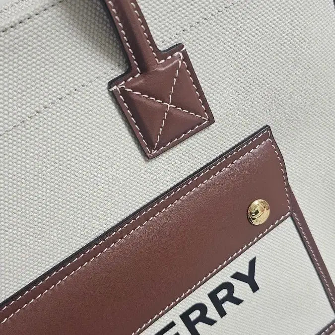 [BUNJANG] Burberry Freya Canvas Dot Bag Medium / 버버리 프레야 캔버스 도트백 미디엄