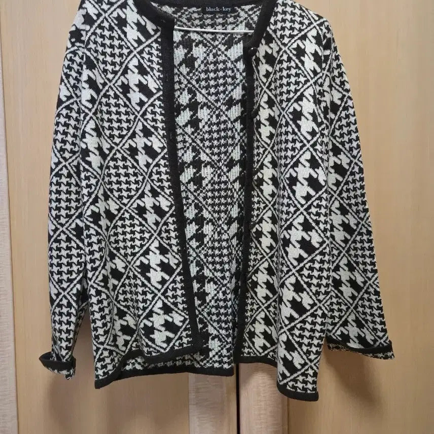 [BUNJANG] Houndstooth Check Cardigan / 여성가디건 여성 가디건