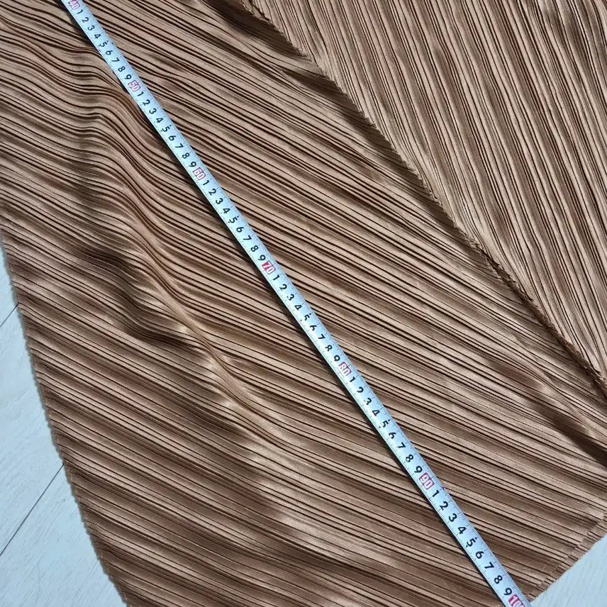 [BUNJANG] Yoice Brown Pleated Long Cardigan / 요이츠 모임룩 브라운 플리츠 롱 가디건