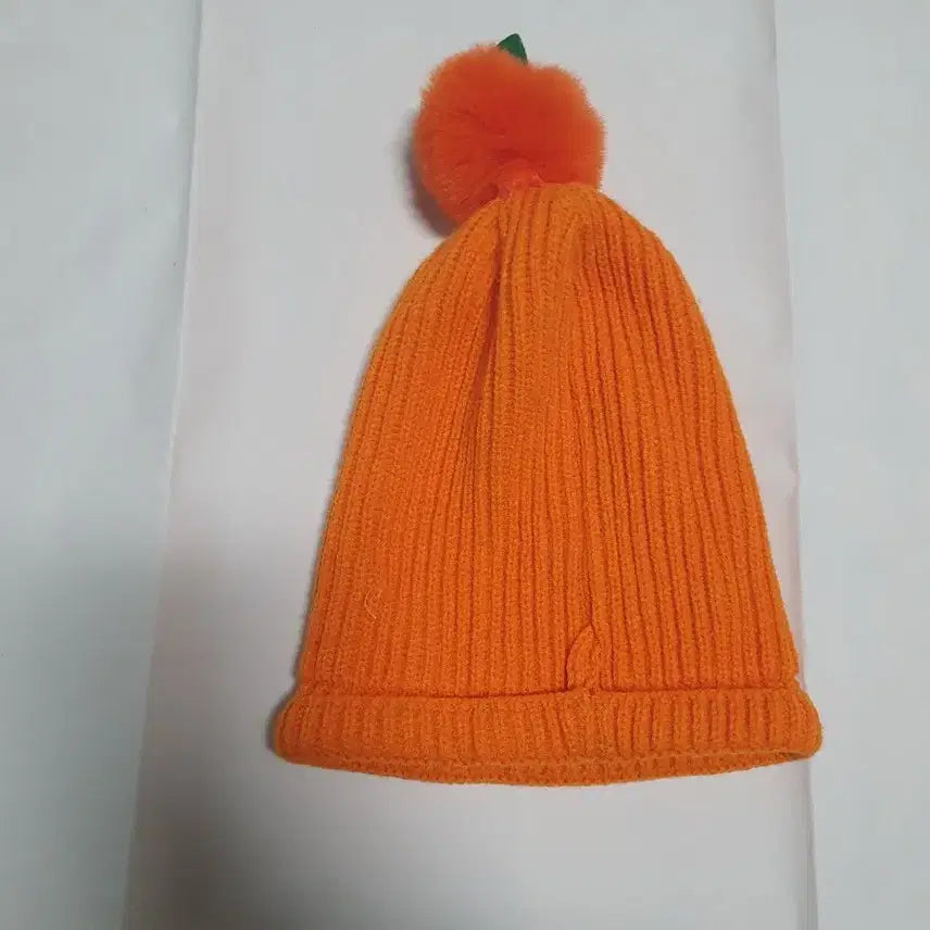 [BUNJANG] Orange Pom Pom Knit Beanie Hat / 오렌지 폼폼 니트 모자