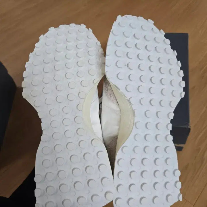 [BUNJANG] New Balance WS327SFD Sneakers / (새상품 정품) 뉴발란스 운동화 신발 WS327SFD 245