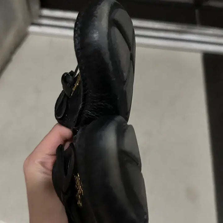 [BUNJANG] Prada Ribbon Logo Leather Loafers / 프라다 리본 로고 로퍼 36사이즈
