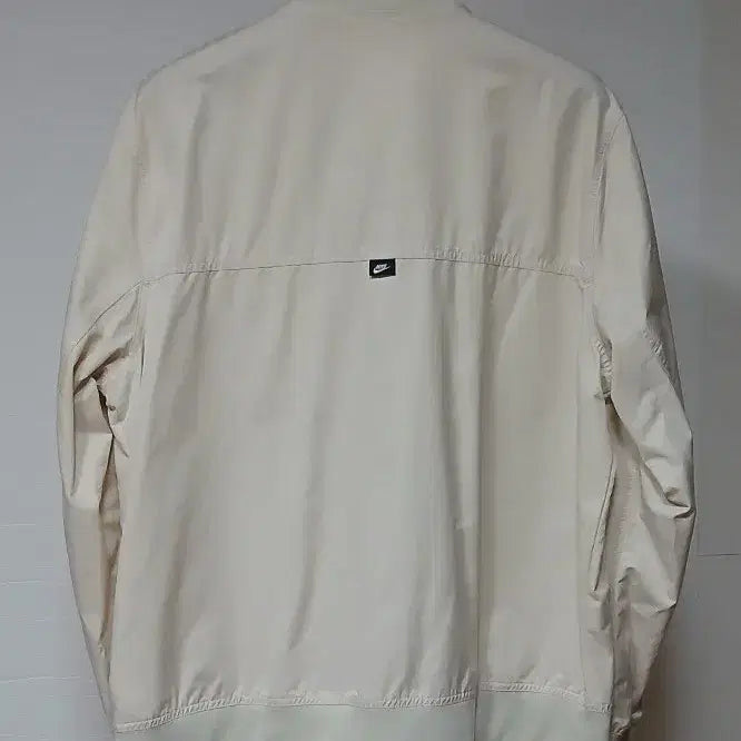 [SOLD OUT] 나이키 아이보리 봄버 자켓 남110